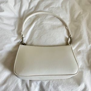 🌟 Small White Clutch Purse 🌟